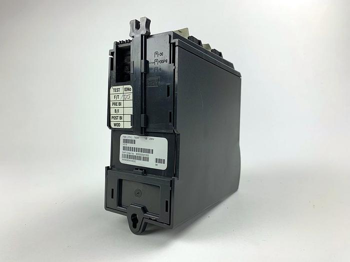 Частотный преобразователь Siemens Micromaster Vector, вид сзади